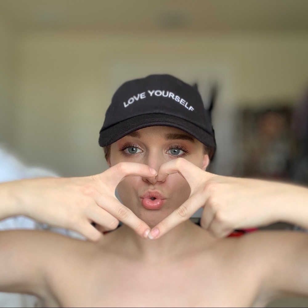 LAST ONE ! “ LOVE YOURSELF” Embroidered black Baseball‎ Cap Motivational Hat NWT
